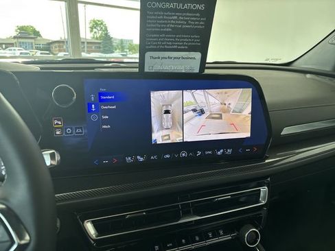 Certified 2024 Chevrolet Traverse RS image 32