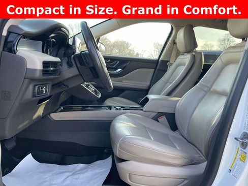 Used 2020 Lincoln Corsair AWD w/ Equipment Group 101A image 7