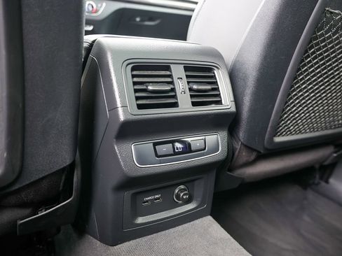 Used 2021 Audi SQ5 Premium Plus w/ Premium Plus Package image 43