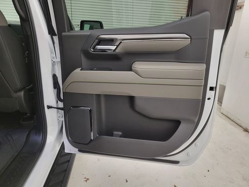 New 2026 Chevrolet Silverado 1500 ZR2 image 45