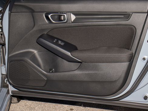 Used 2024 Honda Civic Sport image 13