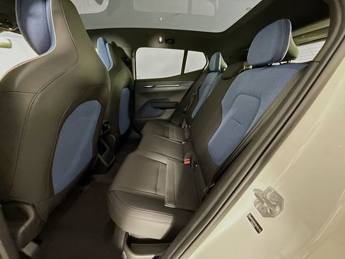 New 2026 Volvo EX30 Plus w/ Protection Package Premier image 24