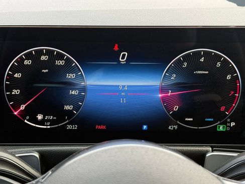 New 2026 Mercedes-Benz GLB 250 image 18