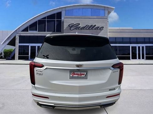 Used 2024 Cadillac XT6 Luxury FWD image 5
