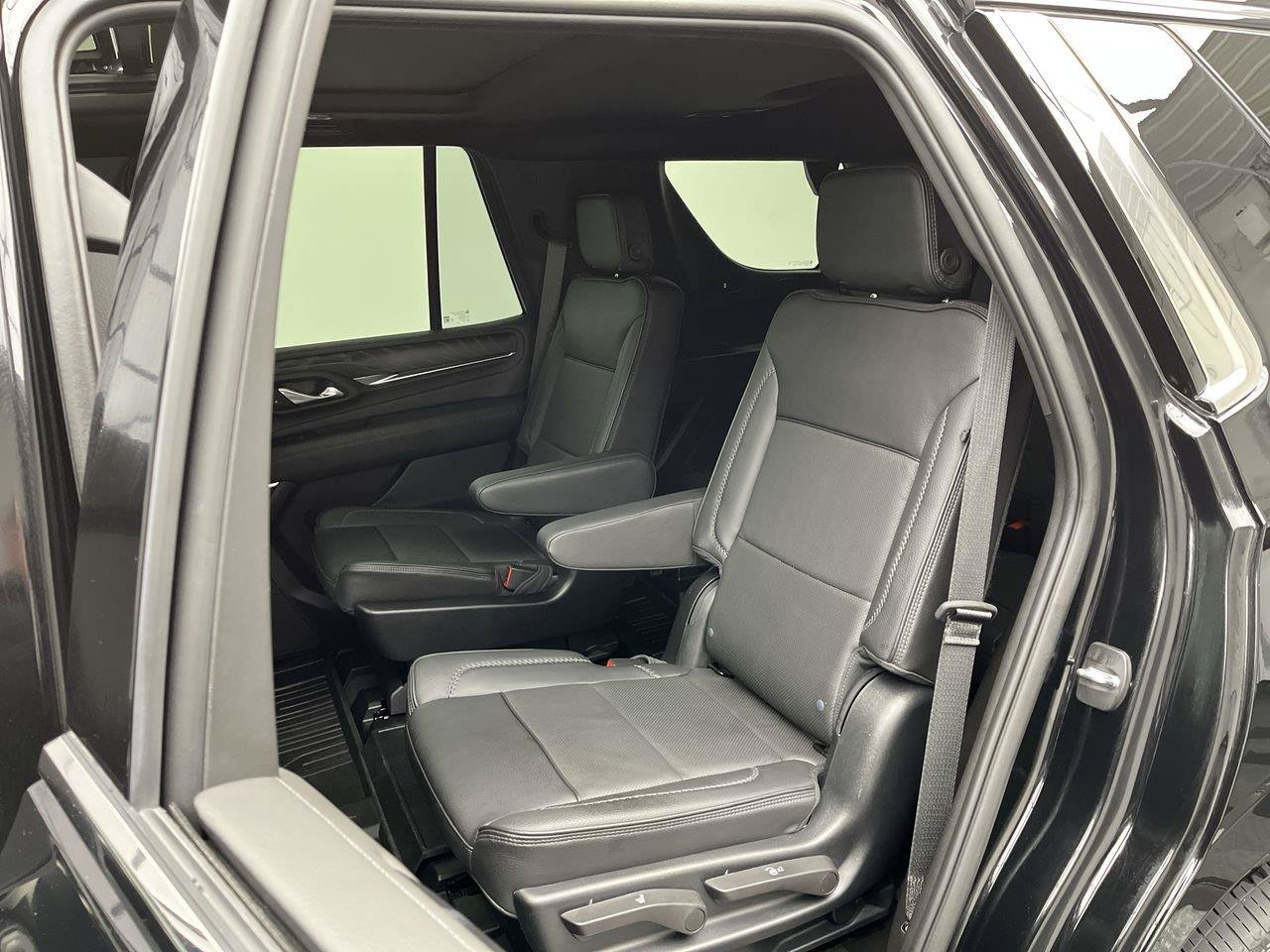 Certified 2023 GMC Yukon Denali w/ Max Trailering Package AWD/4WD image 13