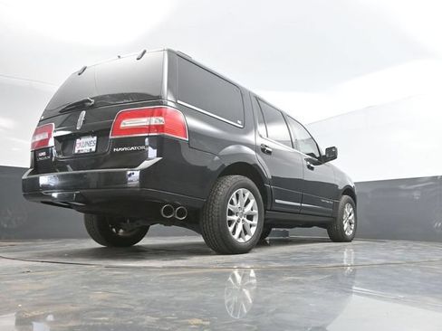 Used 2013 Lincoln Navigator 4WD w/ HD Trailer Tow Pkg image 43