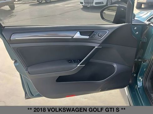 Used 2018 Volkswagen GTI S FWD image 21