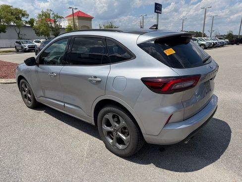 Used 2024 Ford Escape ST-Line FWD image 8