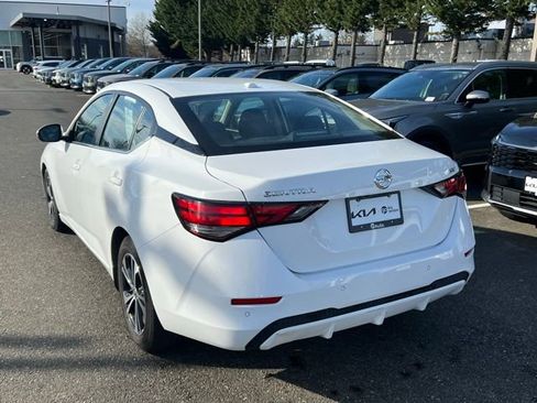 Used 2023 Nissan Sentra SV image 8