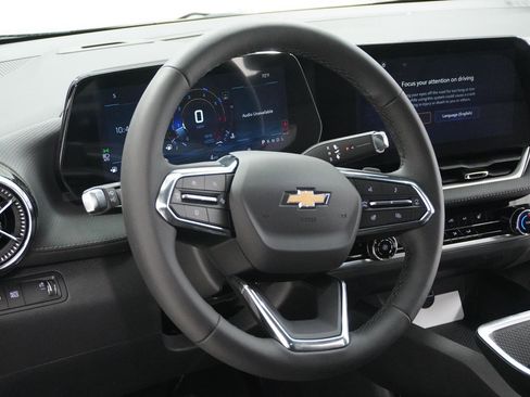 New 2026 Chevrolet Equinox LT w/ Safety and Technology Package image 17