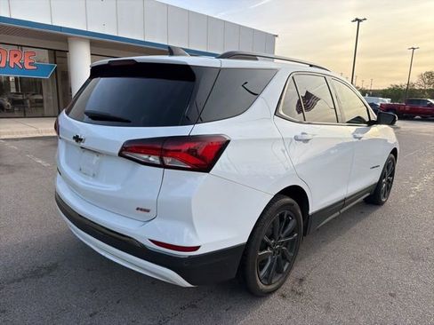 Used 2023 Chevrolet Equinox RS w/ RS Leather Package image 4