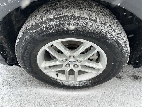 Used 2025 Ford Explorer Active image 12