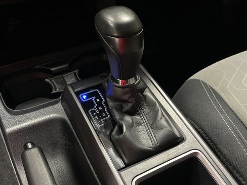 Used 2020 Toyota Tacoma TRD Off-Road image 26