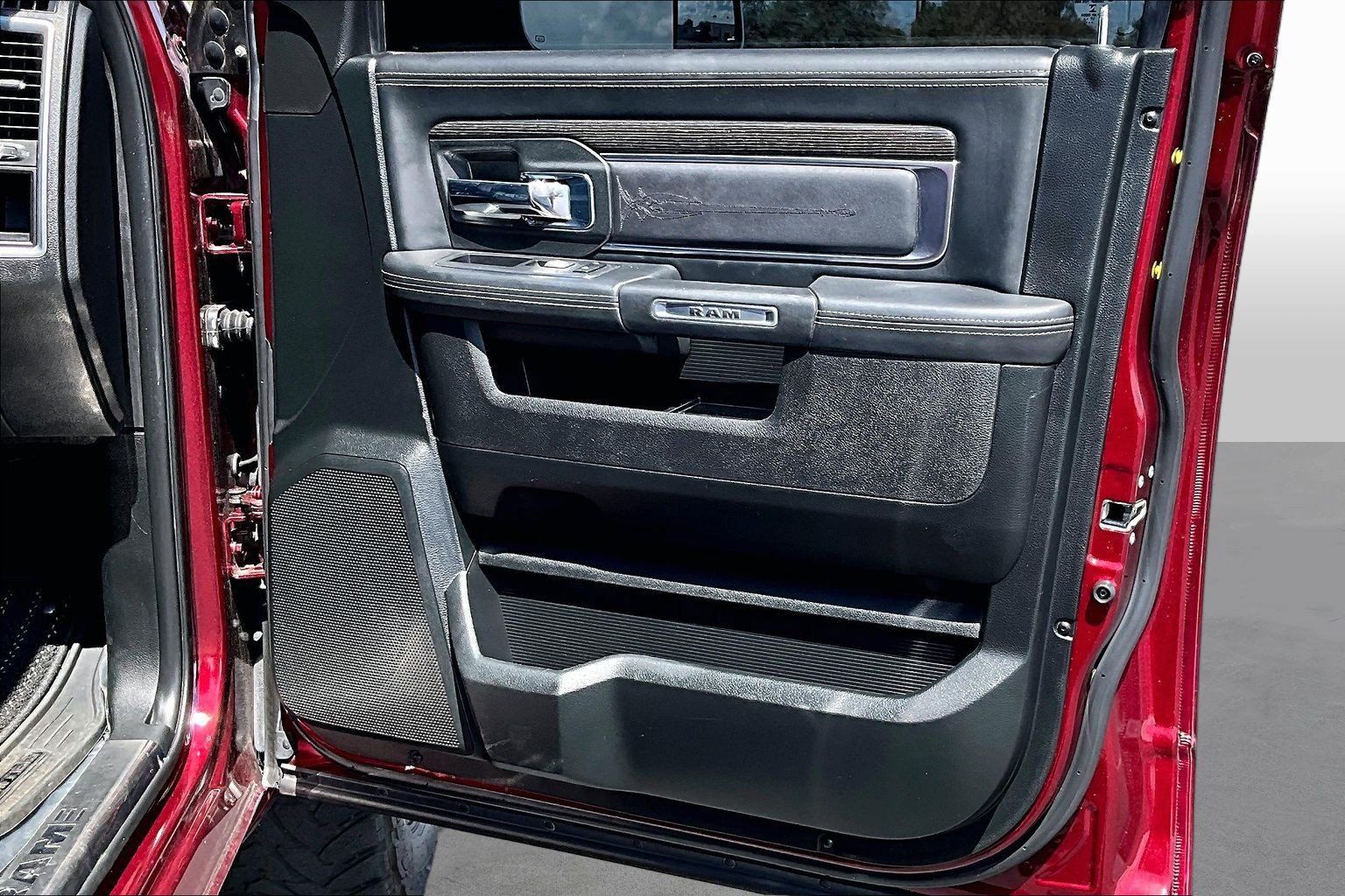 Used 2018 RAM 1500 Limited RWD image 18