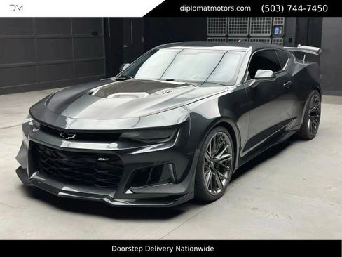 Used 2018 Chevrolet Camaro ZL1 RWD image 1
