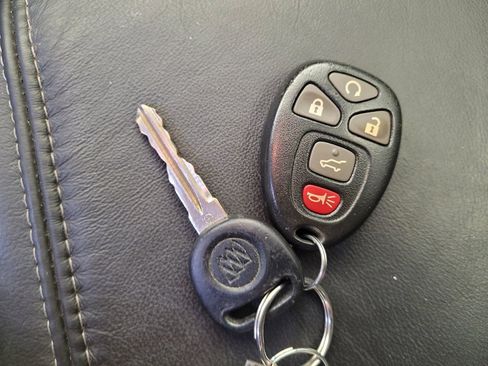 Used 2015 Buick Enclave Leather AWD/4WD image 32