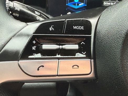 Used 2022 Hyundai Elantra SEL w/ Convenience Package image 13