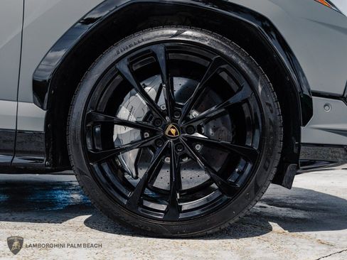 Used 2024 Lamborghini Urus S AWD/4WD image 49