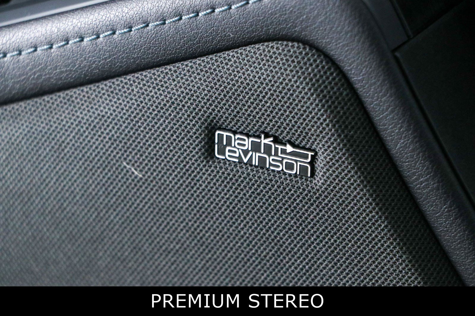 Used 2025 Lexus GX 550 w/ Accessory Package (2T) AWD/4WD image 24