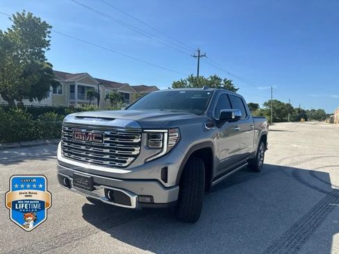 Used 2024 GMC Sierra 1500 Denali w/ Denali Reserve Package AWD/4WD image 3