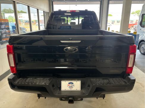 Used 2021 Ford F250 Lariat AWD/4WD image 6