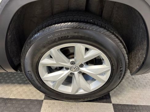 Used 2019 Volkswagen Atlas SE FWD image 16