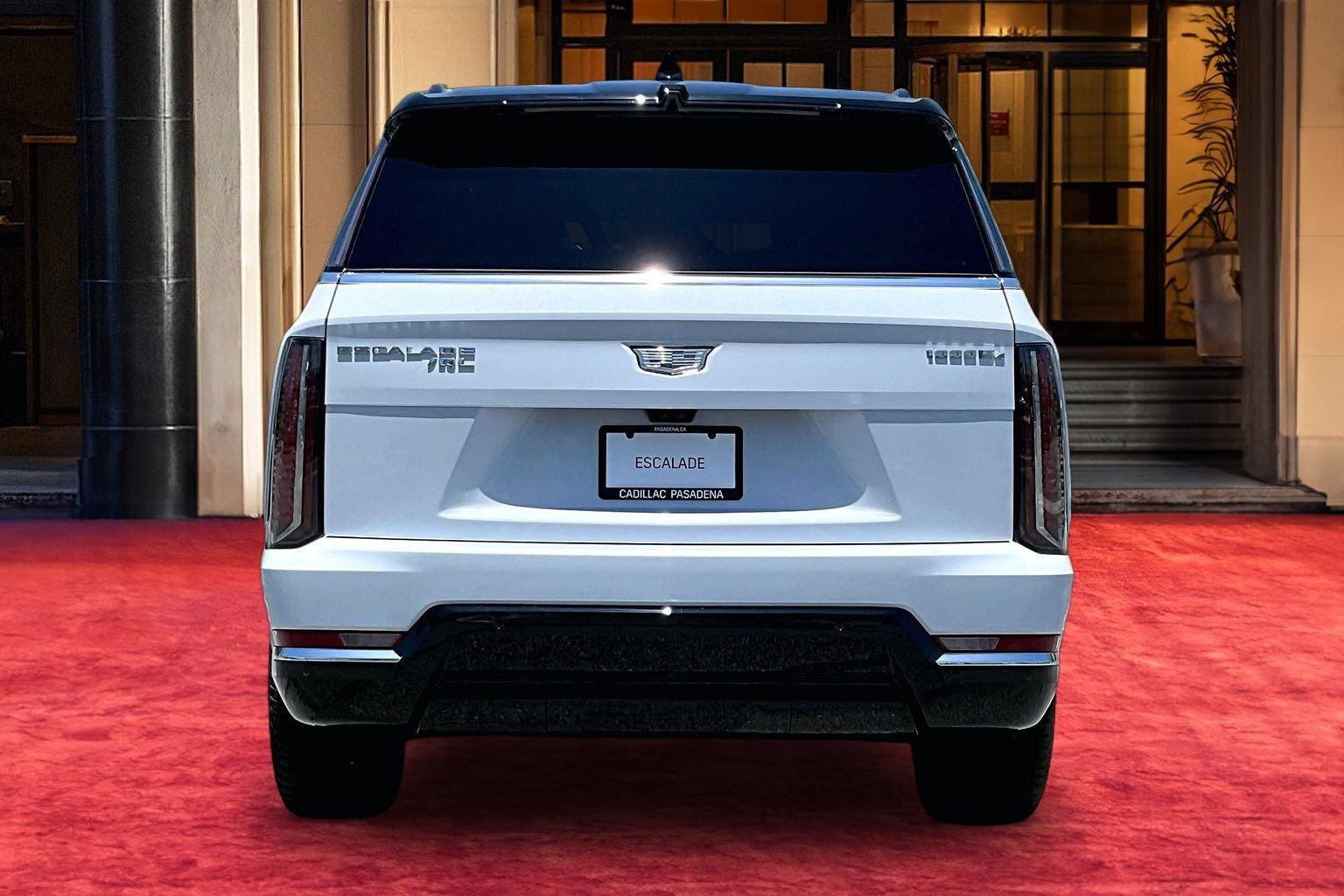Used 2026 Cadillac Escalade IQL Luxury w/ LPO, Floor Liner Package AWD/4WD image 5