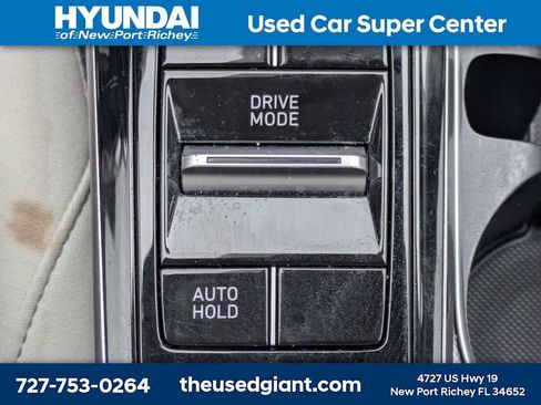 Used 2023 Hyundai Sonata SE w/ Preferred Accessory Package FWD image 22