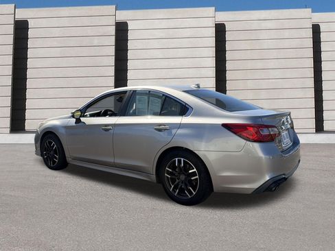 Used 2018 Subaru Legacy 2.5i Premium AWD/4WD image 3