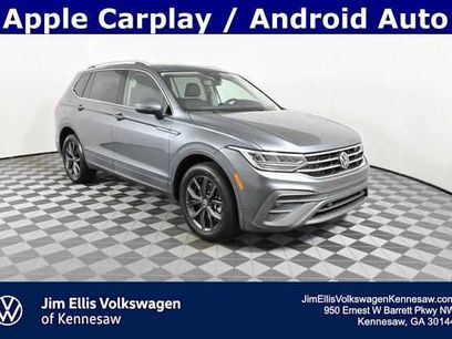 Certified 2022 Volkswagen Tiguan SE