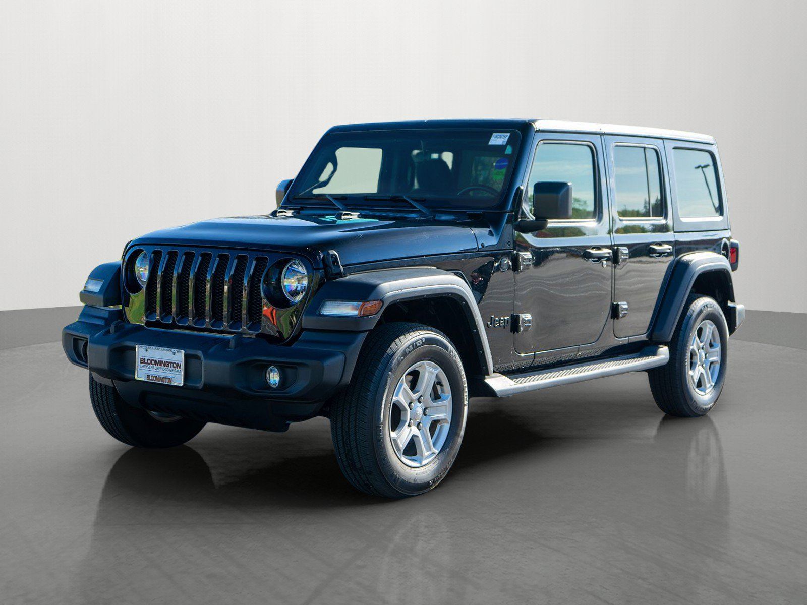 Used 2022 Jeep Wrangler Unlimited Sport AWD/4WD image 3