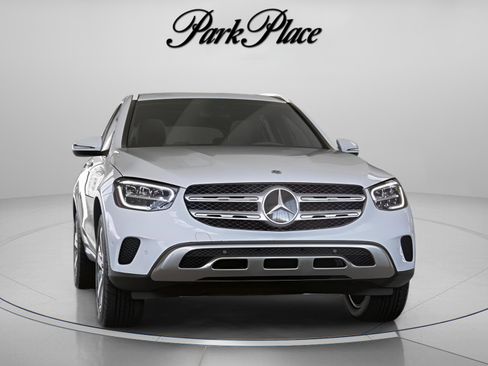Certified 2022 Mercedes-Benz GLC 300 4MATIC w/ Premium Package Lite image 35