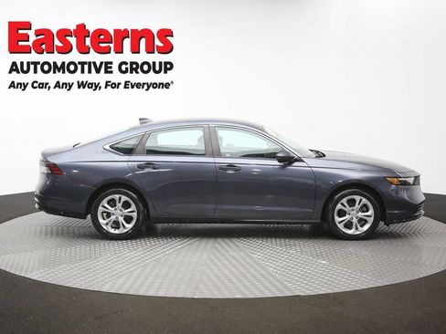 Used 2023 Honda Accord LX image 43