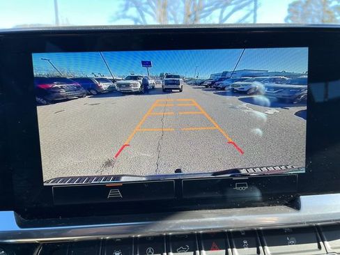 Used 2024 GMC Sierra 1500 SLT image 24