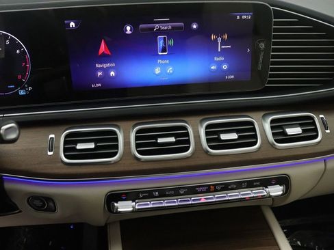 New 2026 Mercedes-Benz GLE 450 4MATIC image 6