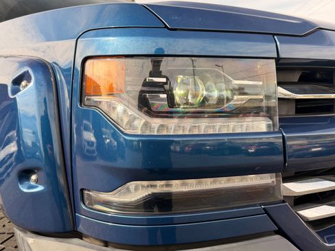 Used 2017 Chevrolet Silverado 1500 LTZ Z71 w/ LTZ Plus Package image 13