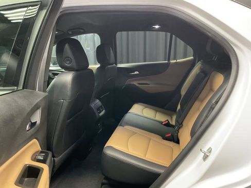 Used 2023 Chevrolet Equinox Premier AWD/4WD image 8
