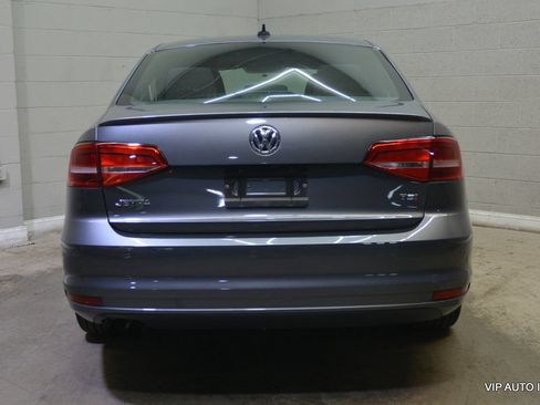 Used 2015 Volkswagen Jetta SE FWD image 9