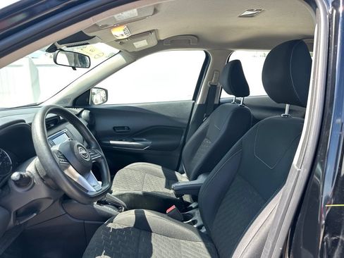 Certified 2022 Nissan Kicks S FWD image 39