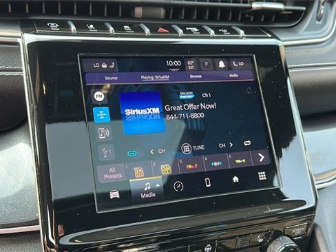 Used 2022 Jeep Grand Cherokee L Laredo image 17