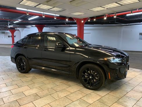 Used 2023 BMW X4 xDrive30i w/ M Sport Package AWD/4WD image 10
