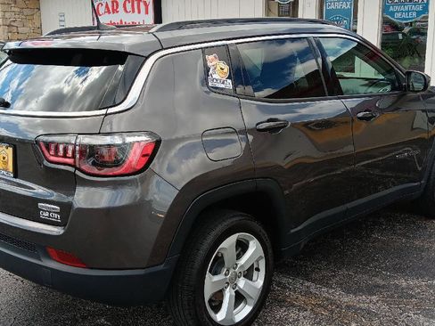 Used 2020 Jeep Compass Latitude image 27