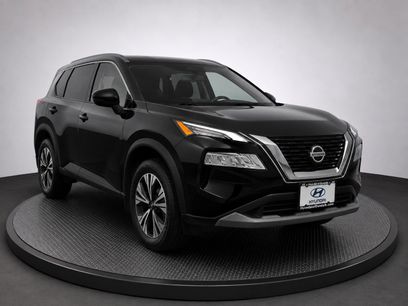 Used 2022 Nissan Rogue SV