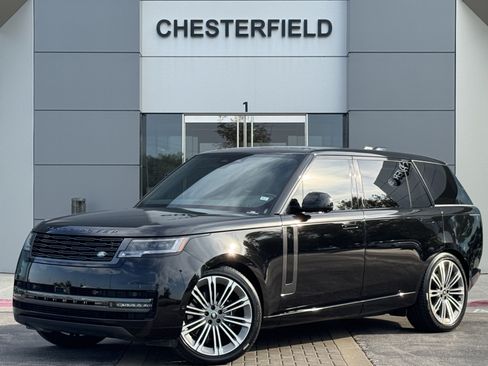Certified 2025 Land Rover Range Rover Long Wheelbase SE AWD/4WD image 1