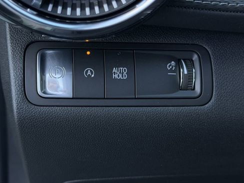 New 2026 Chevrolet Equinox LT w/ Convenience Package II image 16