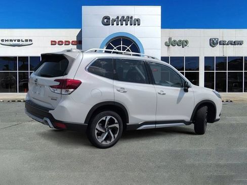 Used 2023 Subaru Forester Touring AWD/4WD image 4