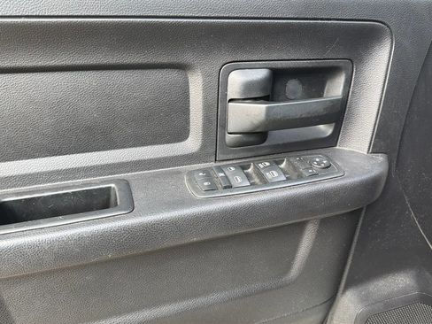 Used 2016 RAM 3500 Tradesman w/ Chrome Appearance Group image 92