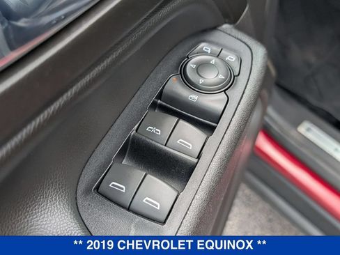 Used 2019 Chevrolet Equinox Premier AWD/4WD image 12