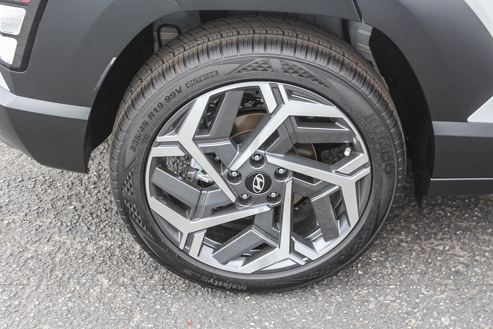Certified 2026 Hyundai Kona SEL Premium FWD image 11