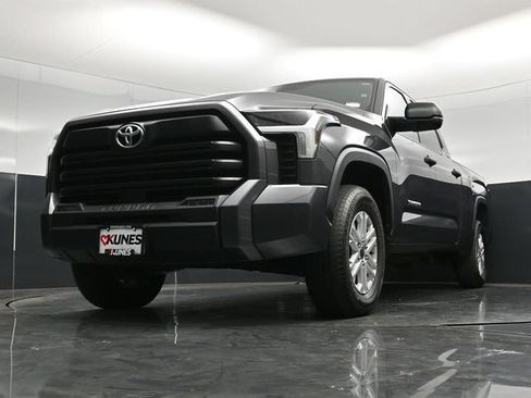 Used 2022 Toyota Tundra SR5 AWD/4WD image 58